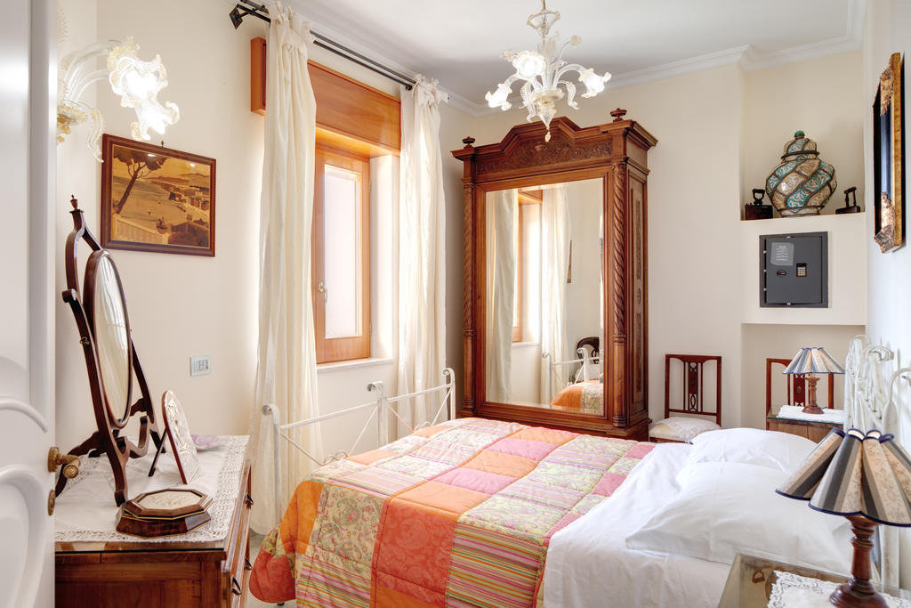 Villa Li Galli Sant'Agata sui due Golfi Ruang foto